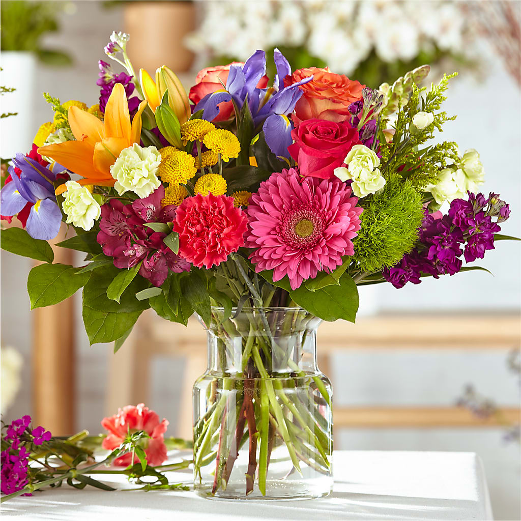 Bold & Bright – A Florist Original – PASSMORE'S FLOWERS, Brantford ON
