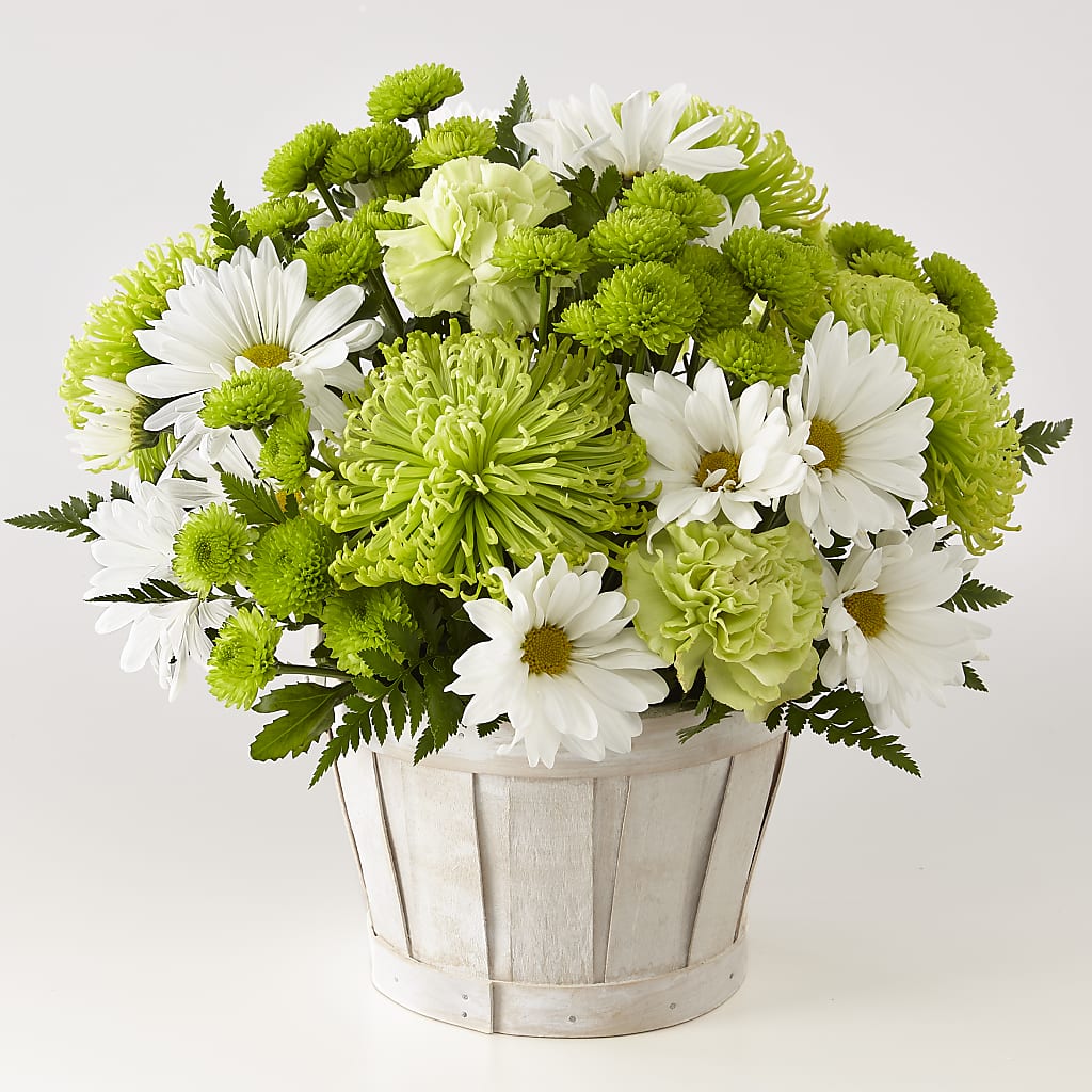 Lucky Charm Basket (Standard) – PASSMORE'S FLOWERS, Brantford ON
