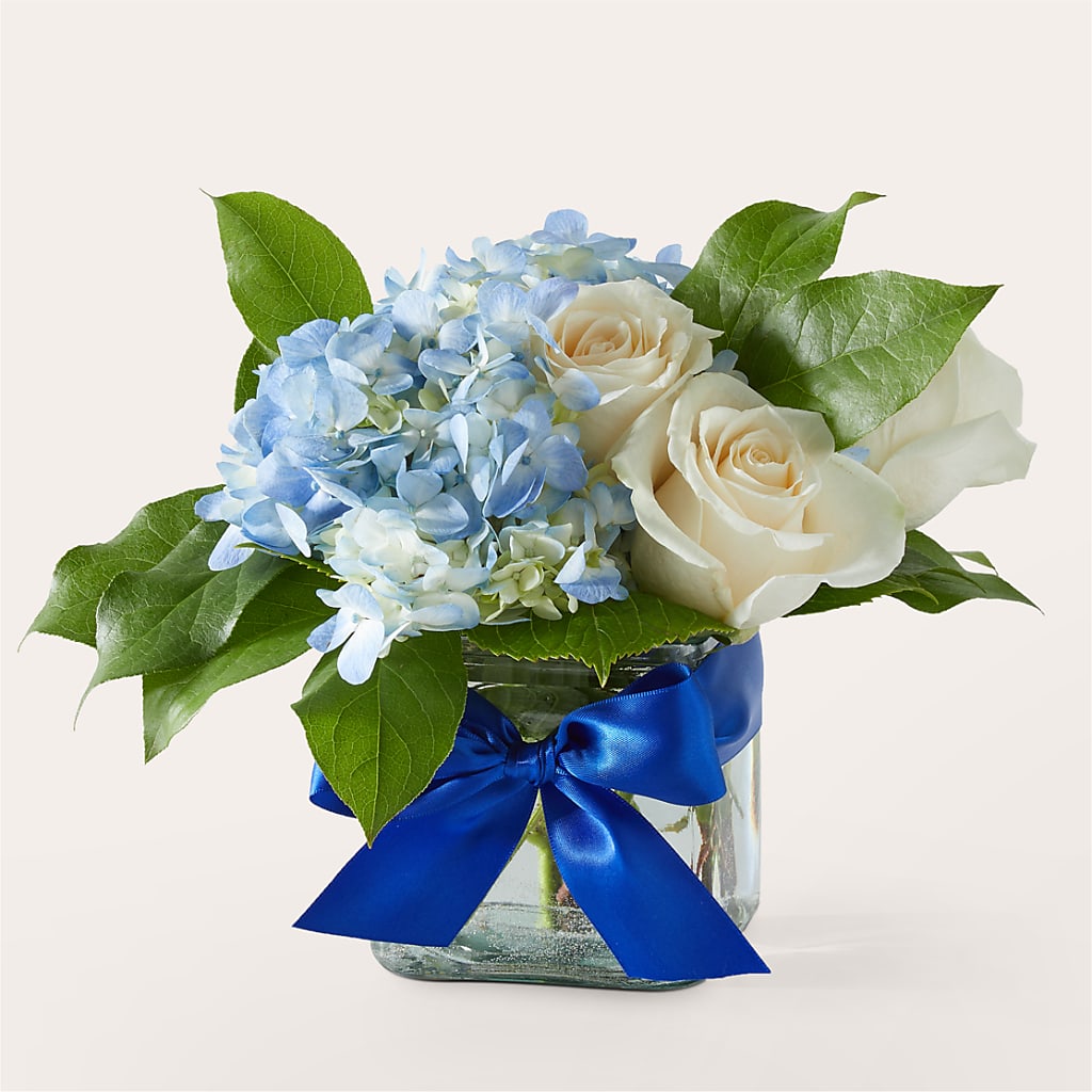 Sky Blue Delight Bouquet – PASSMORE'S FLOWERS, Brantford ON