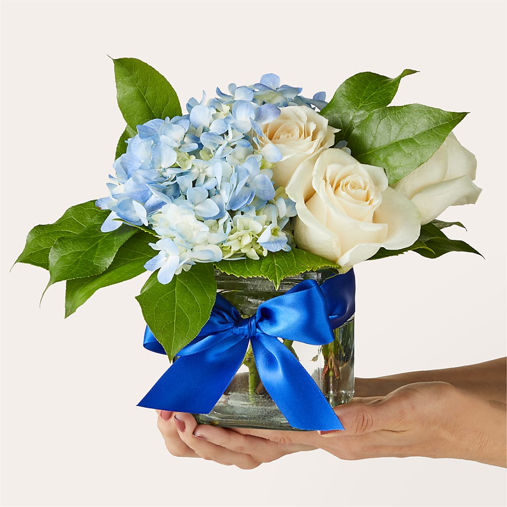 Sky Blue Delight Bouquet – PASSMORE'S FLOWERS, Brantford ON