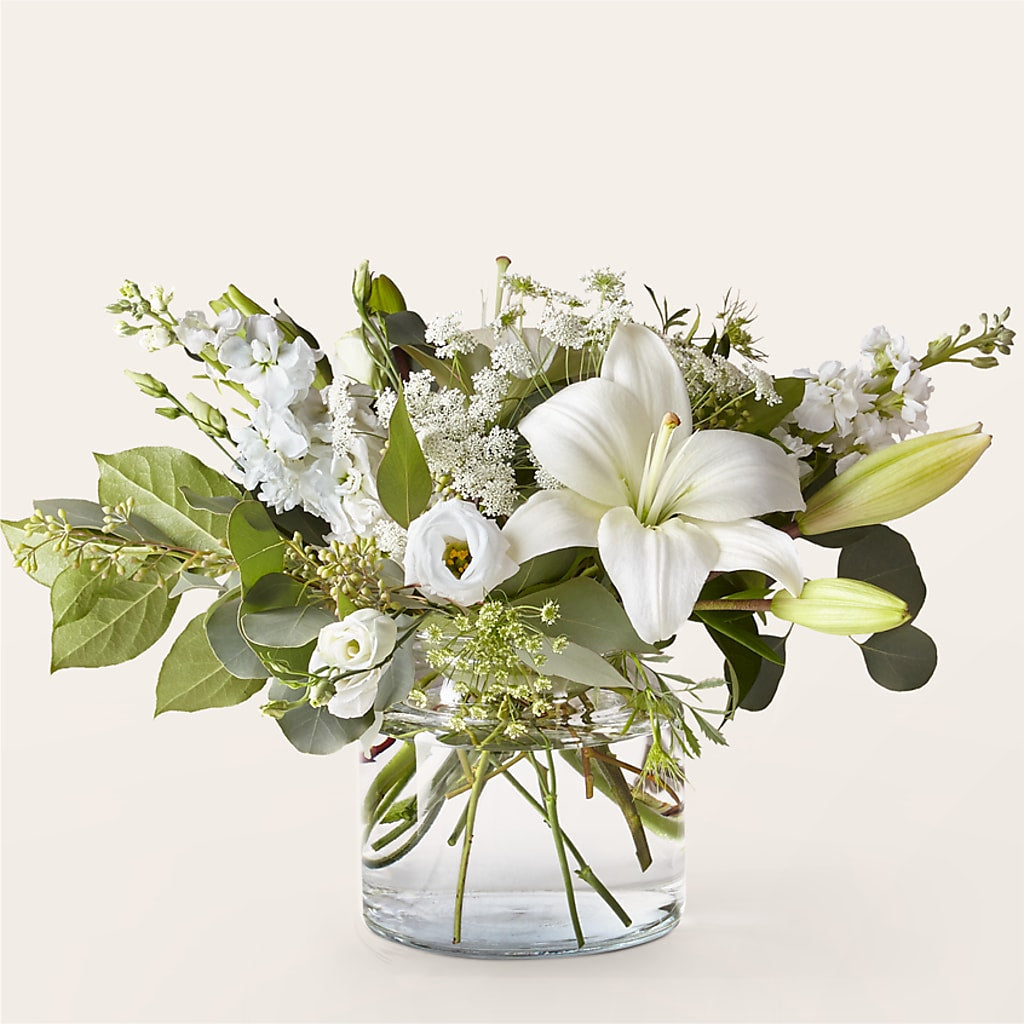 Alluring Elegance Bouquet – PASSMORE'S FLOWERS, Brantford ON