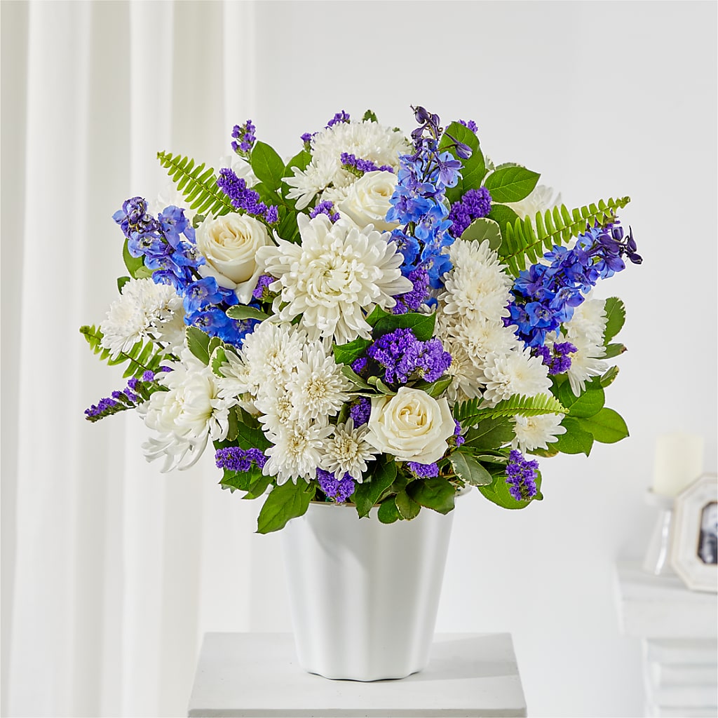 Hold Dear Tabletop Basket – PASSMORE'S FLOWERS, Brantford ON