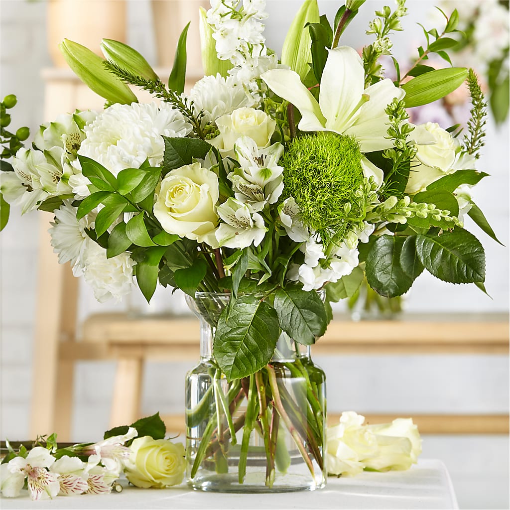 Classic Ivory – A Florist Original – PASSMORE'S FLOWERS, Brantford ON
