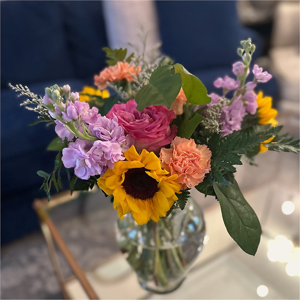 Yellow Brick Road Bouquet – PASSMORE'S FLOWERS, Brantford ON