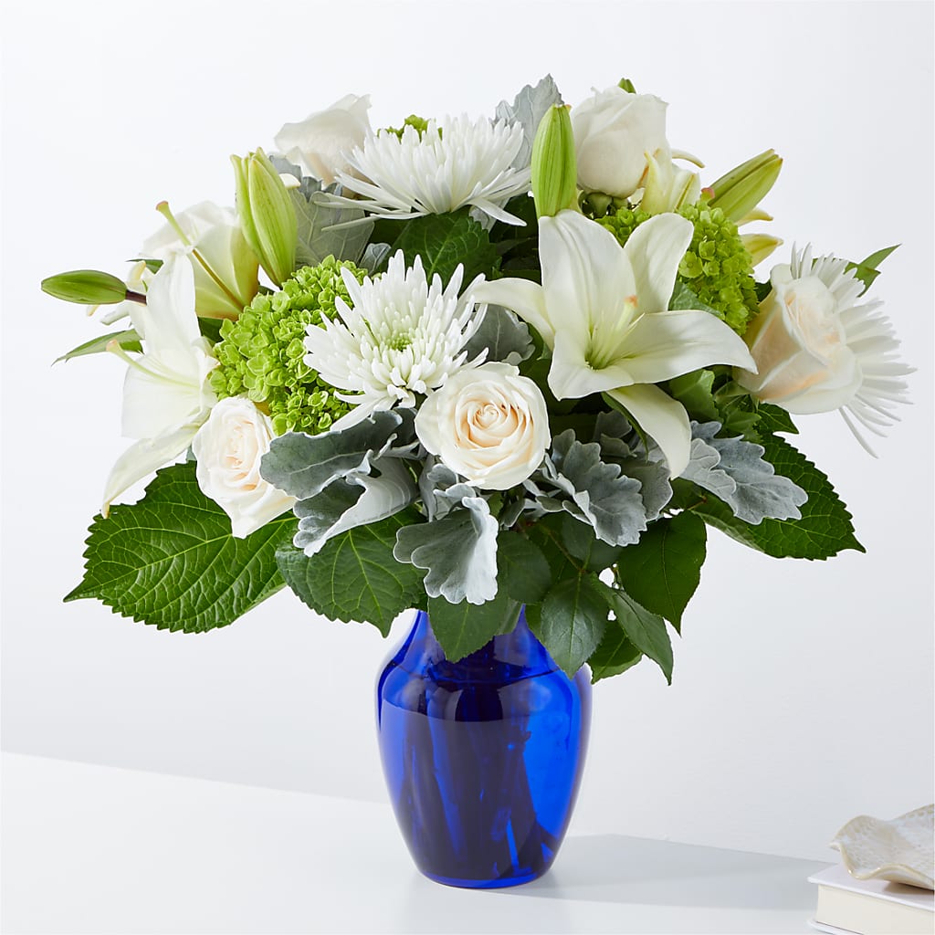 Snowy Dreams Bouquet – PASSMORE'S FLOWERS, Brantford ON