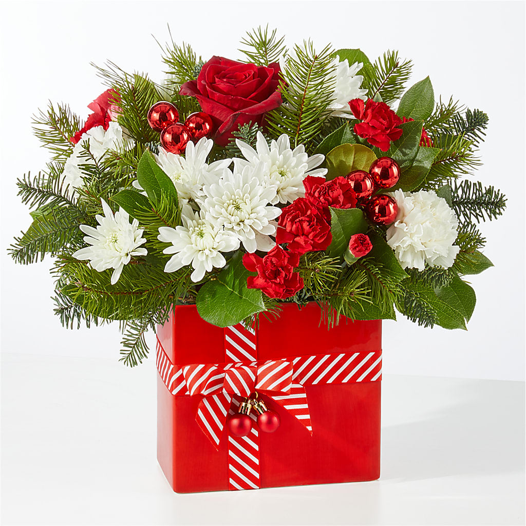 Presents Under the Tree Bouquet – PASSMORE'S FLOWERS, Brantford ON