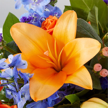 Radiant Citrus Box Bouquet – PASSMORE'S FLOWERS, Brantford ON