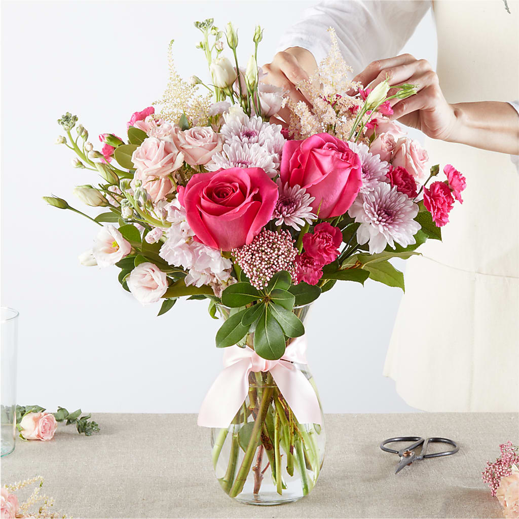 Pink Ribbon - A Florist Original – PASSMORE'S FLOWERS, Brantford ON