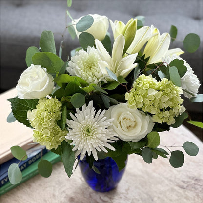 Snowy Dreams Bouquet – PASSMORE'S FLOWERS, Brantford ON