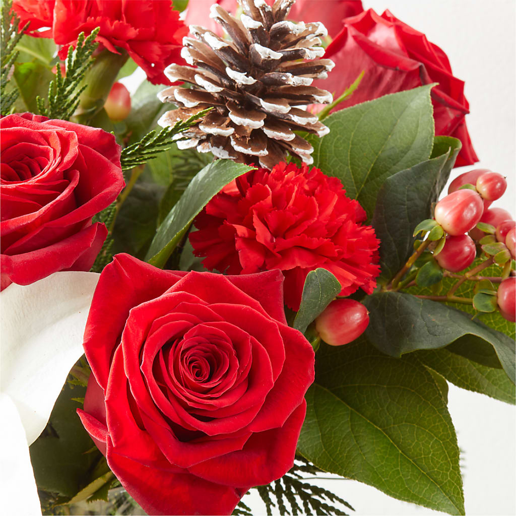 Oh So Jolly Bouquet – PASSMORE'S FLOWERS, Brantford ON
