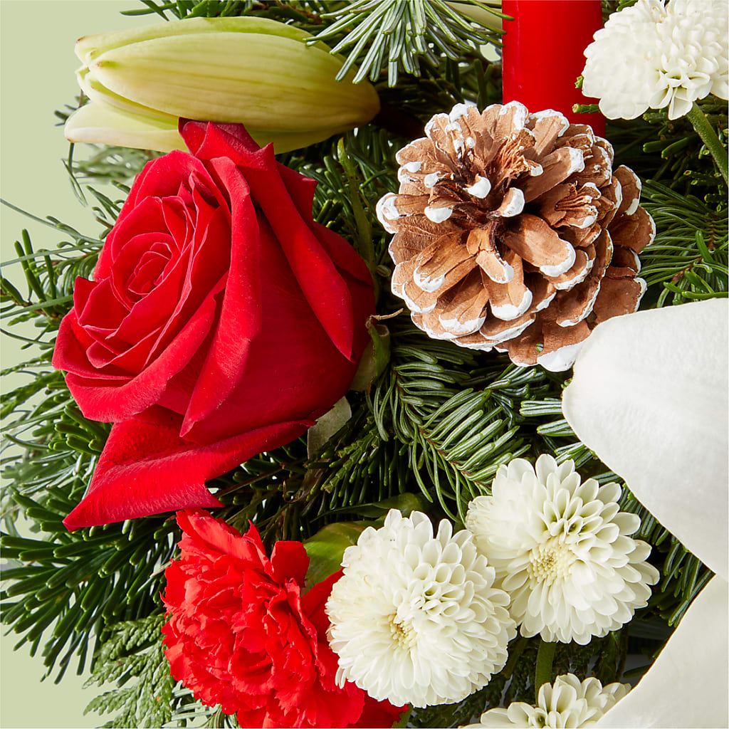 Seasonal Festivities Centerpiece – PASSMORE'S FLOWERS, Brantford ON