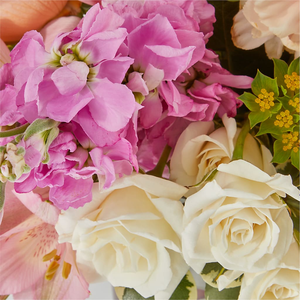 Paradise Bouquet – PASSMORE'S FLOWERS, Brantford ON