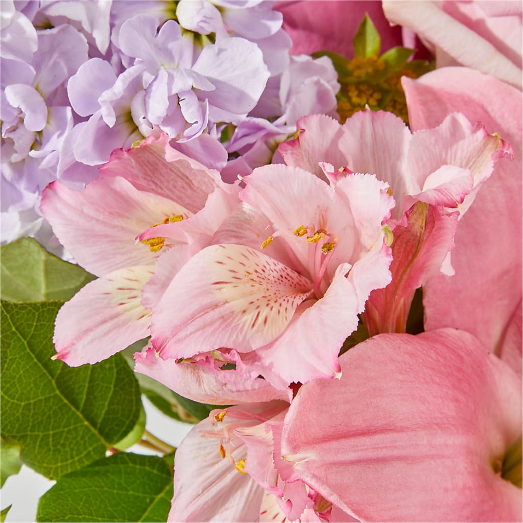 The Crown Jewel Bouquet – PASSMORE'S FLOWERS, Brantford ON