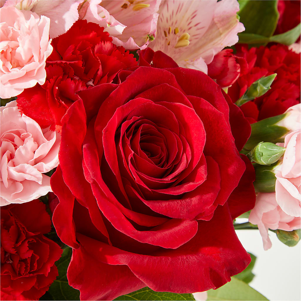 Candy Kisses Bouquet – PASSMORE'S FLOWERS, Brantford ON