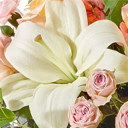 Grapefruit Splash Bouquet – PASSMORE'S FLOWERS, Brantford ON
