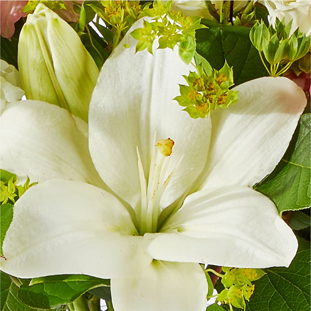 Fondly Bouquet – PASSMORE'S FLOWERS, Brantford ON