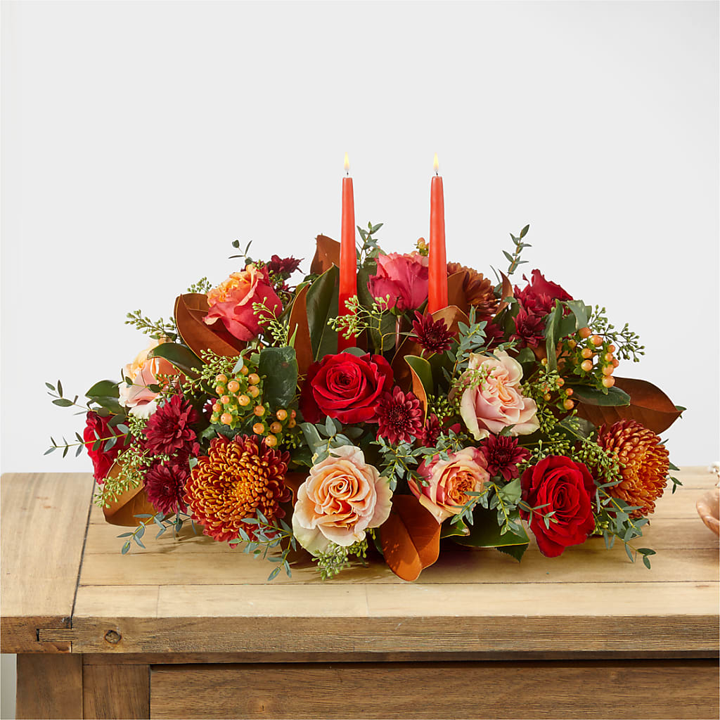Gather Near Centerpiece – PASSMORE'S FLOWERS, Brantford ON